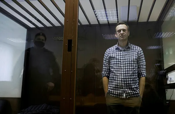 Açlık grevindeki Rus muhalif Navalny hastaneye kaldırıldı