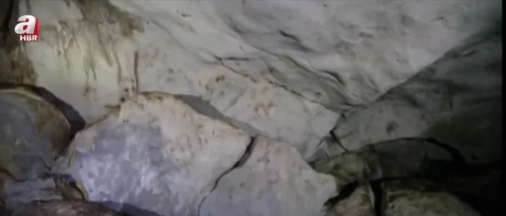 Esrarengiz el izleri keşfedildi! Reşit olma ritüeli mi?