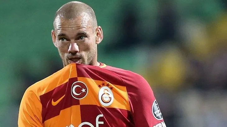 Wesley Sneijder’in aklı Galatasaray’da