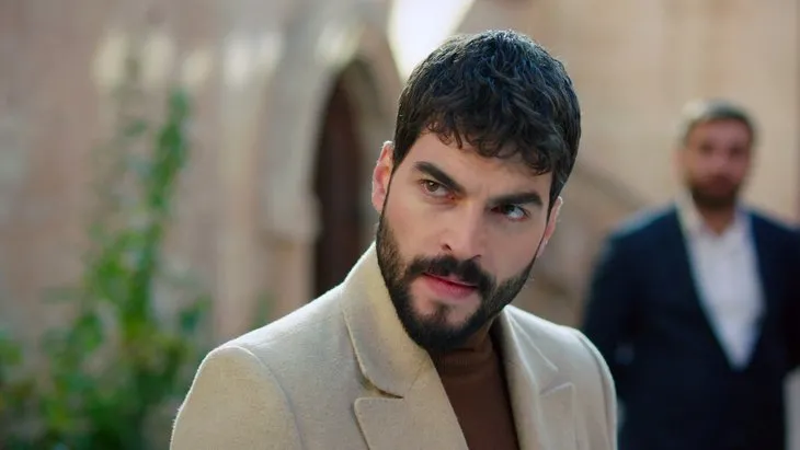 Hercai’de Reyyan geçmişin hesabını soruyor! Miran annesini bulabilecek mi?