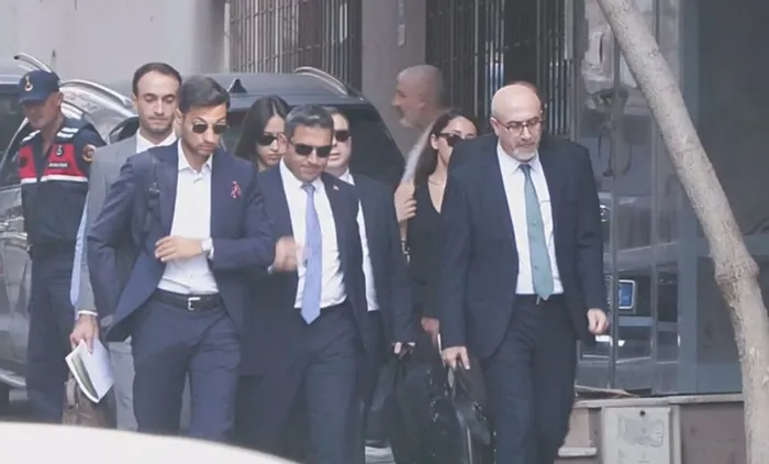 can-holding-sorusturmasinda-gelisme-mehmet-kenan-tekdag-ifade-vermek-istemedi-gozalti-sayisi-6ya-yukseldi-1757861007249.jpg Fotoğraf-A Haber Arşiv