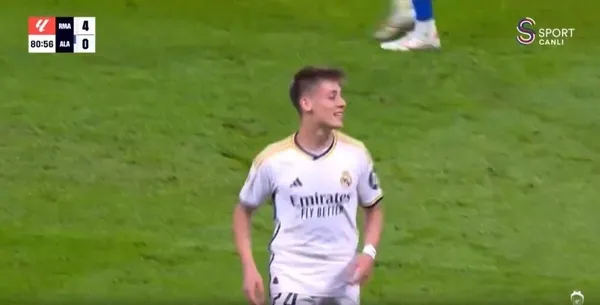 real-madridde-arda-guler-sov-5-golunu-boyle-atti-iste-genc-yildizintevekkule-dayanan-gol-sevinci-1715723141521.jpeg Real Madrid'de Arda Güler şov! 5. golünü böyle attı | İşte genç yıldızın tevekküle dayanan gol sevinci - 1