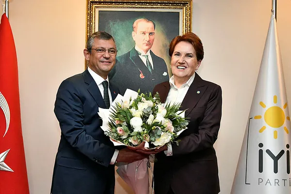 Akşener klasiği! Meral Akşener ile Özgür Özel ittifak pazarlığına oturdu! İki isimden görüşme sonrasında açıklamalar...