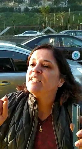 Otobüsü kilometrelerce takip edip yolu kesti! Trafiği felç etti - 2