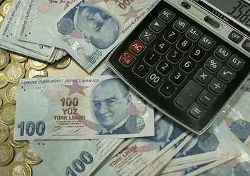 Parasını TL'ye yatıran kazanacak