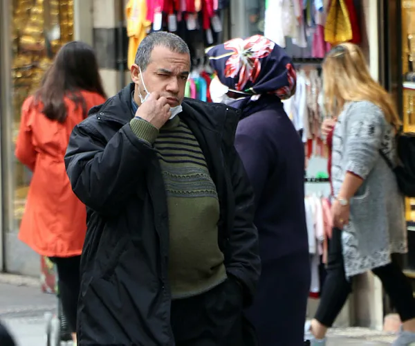 Koronavirüste 3. pik endişesi! Bu tarihe dikkat: Yeni kısıtlamalar gelebilir