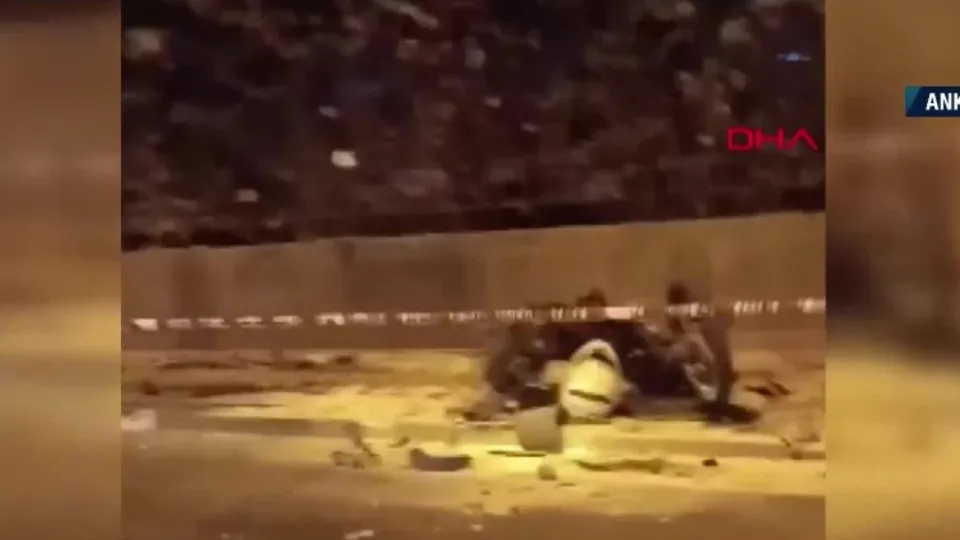 Dönerci kardeşleri trafik kazası ayırdı!