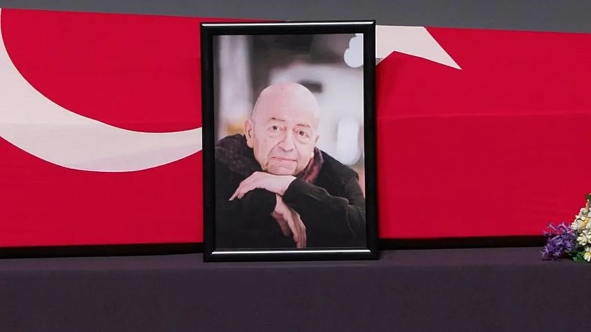 Türk edebiyatının önemli isimlerinden yazar Selim İleri son yolculuğuna uğurlandı