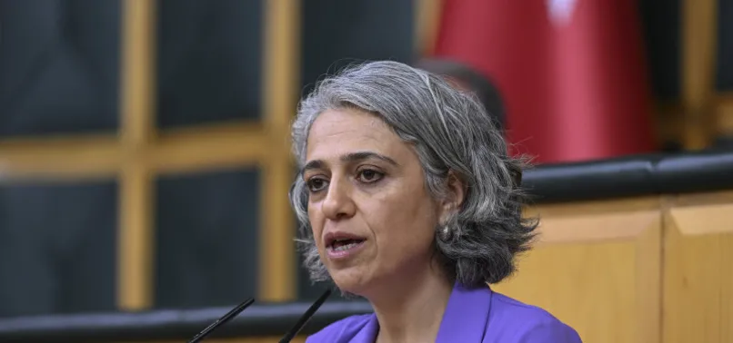 "Terörist yengesi" HDP'li Çiğdem Kılıçgün Uçar'dan Öcalan'a methiyeler! Gazi Meclis'te büyük skandal