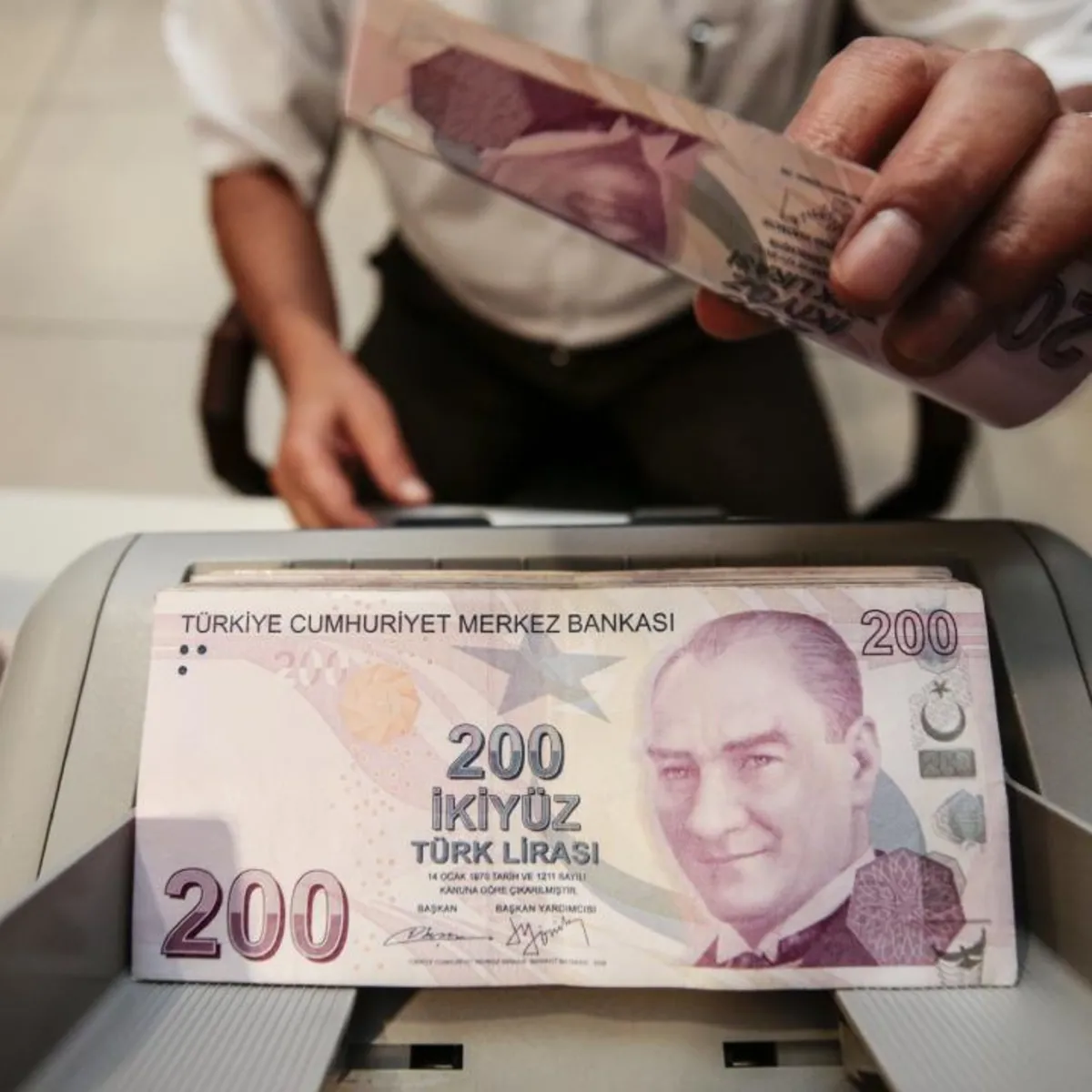 SON DAKİKA! Evde bakım yardımı 13 bin 878 TL'ye yükseldi!