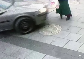 Alkol bir can daha aldı: Kaldırımda bekleyen kadının acı ölümü