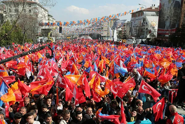 Başkan Erdoğan’dan Mansur Yavaş çıkışı: Alengirli işlere bulaşan zatı Ankara’ya dayattılar!