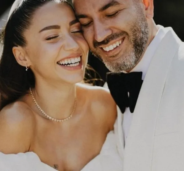 zeynep-bastik-evli-mi-zeynep-bastik-esi-kimdir-ne-is-yapiyor-1633952358180.jpg Zeynep Bastık evli mi? Zeynep Bastık eşi kimdir, ne iş yapıyor? - 1