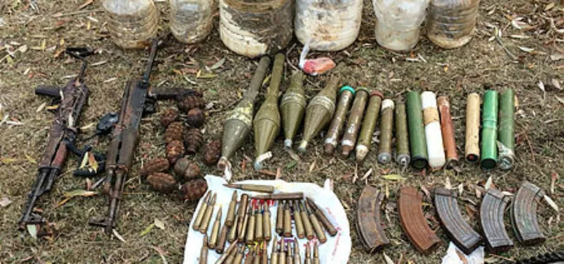 Bitlis'te PKK'nın 10 sığınağı tespit edildi