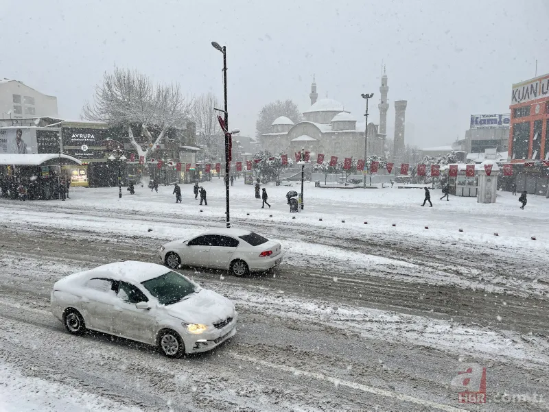 Türkiye kar altında! Onlarca şehirden enfes kar manzaraları 14