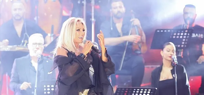 Yılın ilk konseri! Ajda Pekkan sezonu açtı