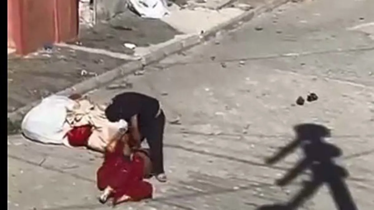 Eskişehir'de dehşet! Sokakta tartıştığı eşini darbetti