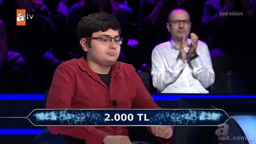 Milyoner'de ilginç anlar! Genç yarışmacı tarih sorusunda şoku yaşadı | Ödül çekini almadan gidiyordu... 8