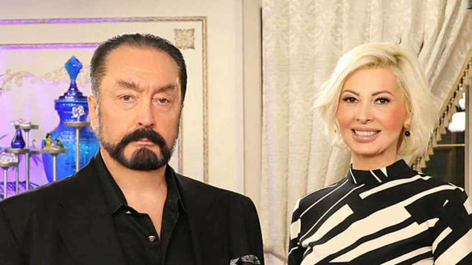 Adnan Oktar'ın kaçan kediciklerinden itiraflar! İlk kez açıkladılar