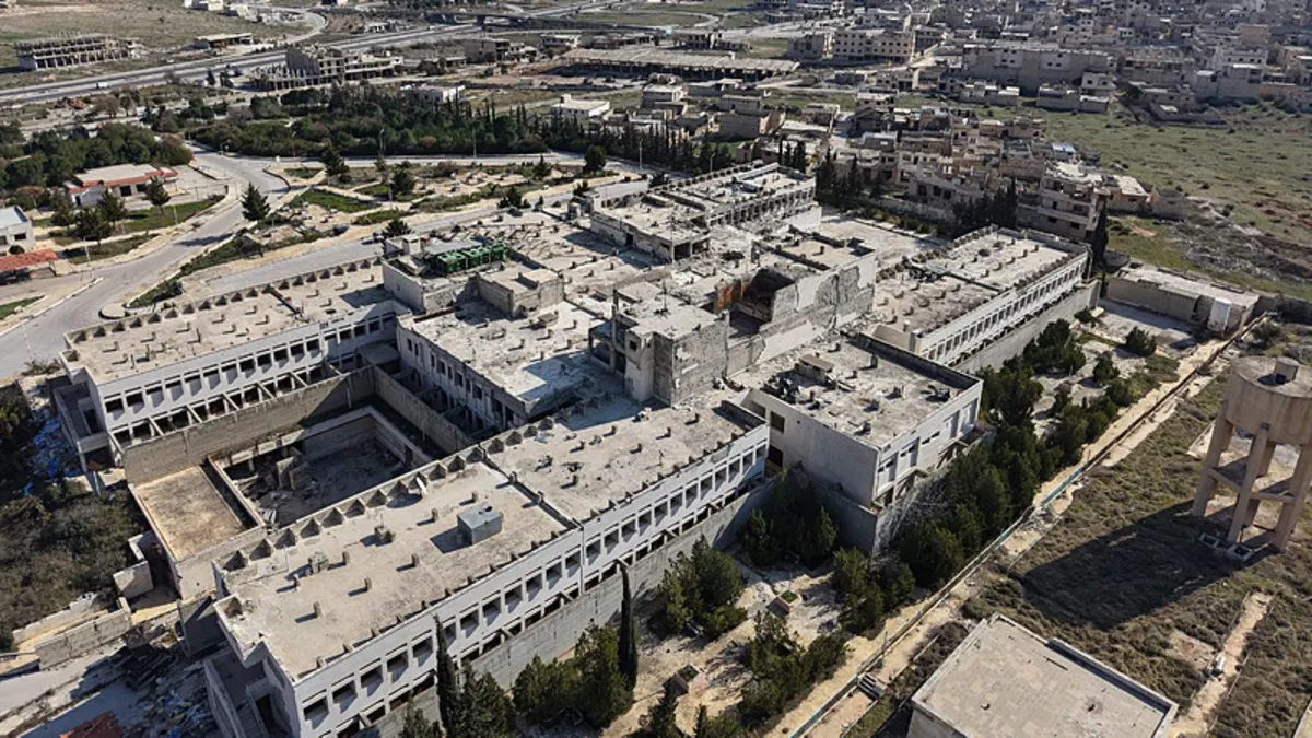 Esad rejimi yıkmıştı! Suriye'de Maarratünnuman Ulusal Hastanesi yeniden hizmete açılacak