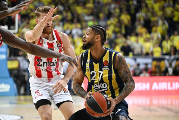 fenerbahce-beko-73-69-olympiakos-final-four-bileti-pirede-1683318372423.jpg Fenerbahçe Beko 73 - 69 Olympiakos | Final Four bileti Pire'de! - 3