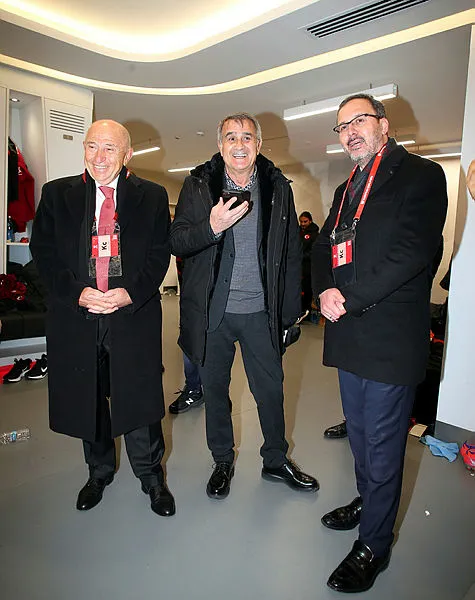 SON DAKİKA: Başkan Erdoğan Hollanda’yı yenen A Milli Takım’ı tebrik etti