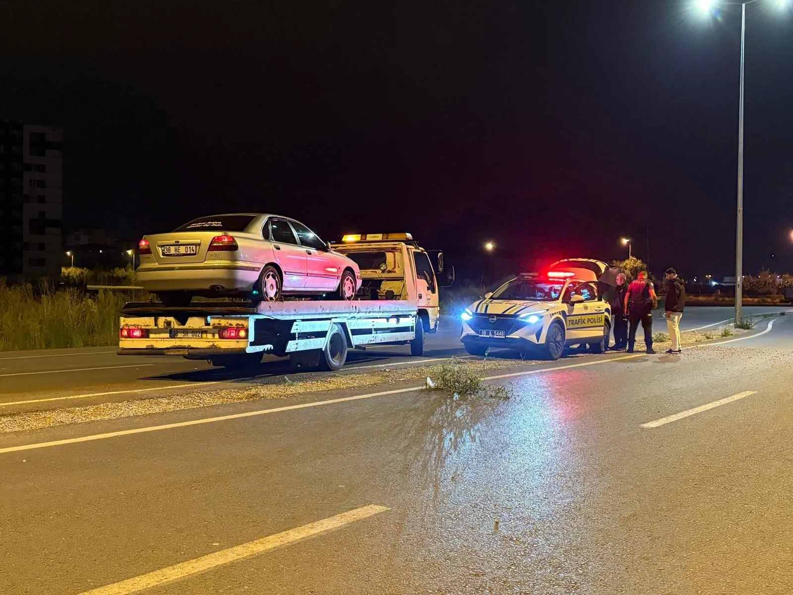 Kayseri’de polisten kaçan alkollü sürücüye 250 bin TL ceza kesildi: “Ne olursa olsun kaçmayın”