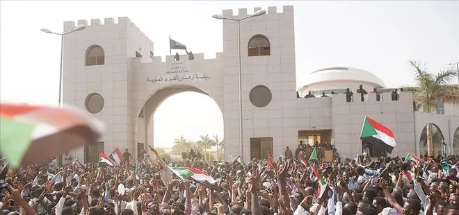 Sudan’daki darbe sonrası ordudan çağrı