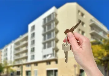 Emlakçılara ek süre