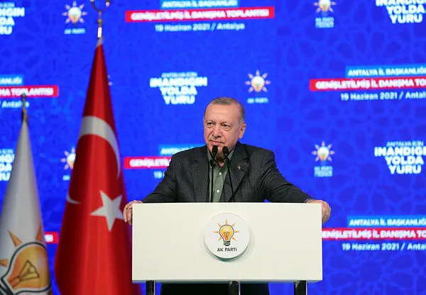 son-dakika-baskan-erdogan-antalyada-ak-parti-il-teskilati-toplantisinda-onemli-aciklamalar-1624121797740.jpg Son dakika: Başkan Erdoğan Antalya'da! AK Parti İl Teşkilatı Toplantısı'nda önemli açıklamalar - 7
