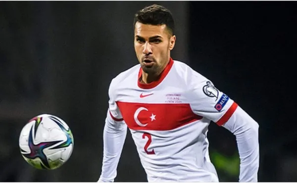 Galatasaray’da ara transfer bombaları! Eksikler gideriliyor: 1 orta saha, 2 bek...