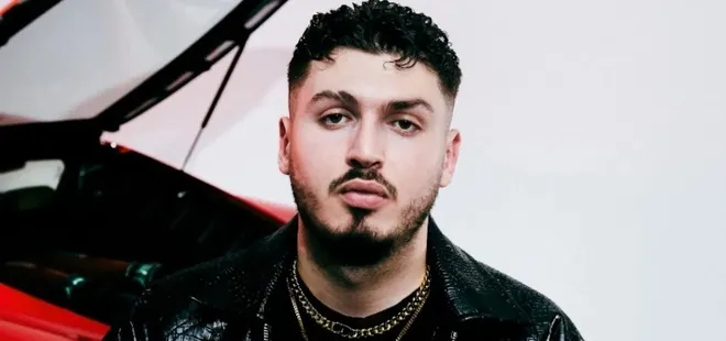 Blok3’ten duygulandıran jest: Babasının hayalindeki otomobili hediye etti