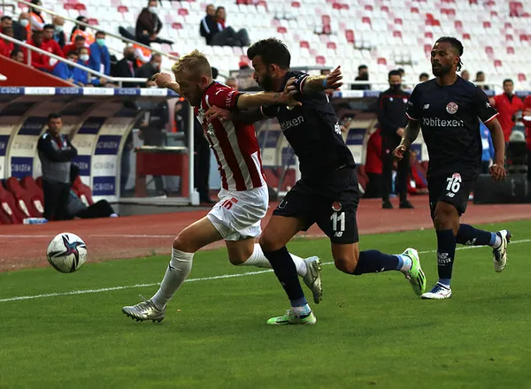 sivasspor-2-antalyaspor-2-mac-sonucu-sivasta-kazanan-yok-1634396756094.jpg Sivasspor: 2 - Antalyaspor: 2 MAÇ SONUCU | Sivas'ta kazanan yok - 1