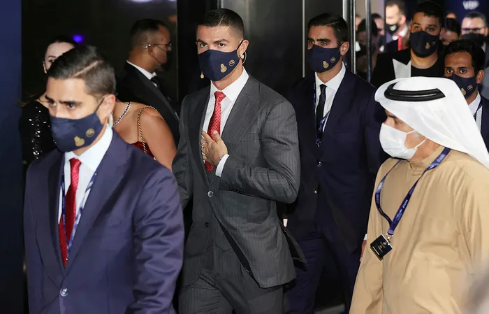 Cristiano Ronaldo'ya "21. yüzyılın en iyi futbolcusu" ödülü - 1