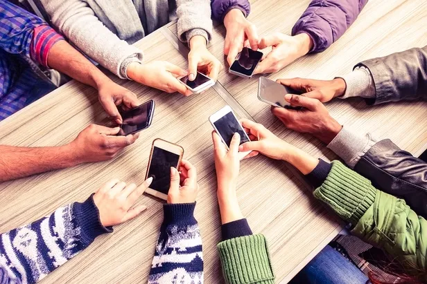 Telefonunu kullanmayanların bağlantısı 24 saat içinde kesilecek! 1 yıl süre verilecek ve kara listeye alınacak - 5