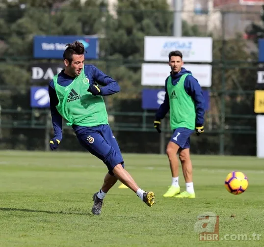 Fenerbahçe idmanında dikkat çeken detay! 23
