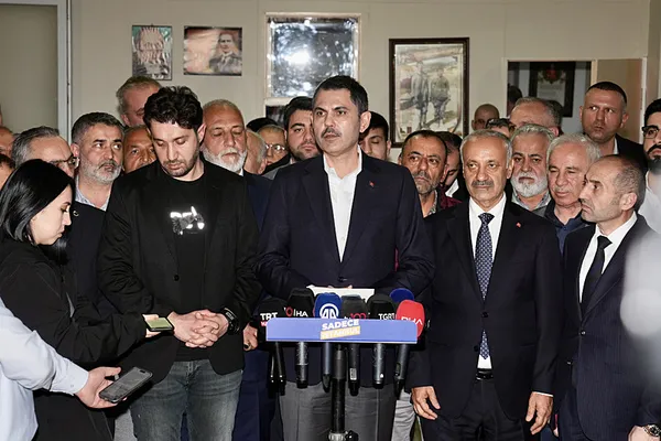 Murat Kurum'la İstanbul'da kentsel dönüşüm hız kazanacak! 650 bin konut için başvurular 15 Nisan'da - 6