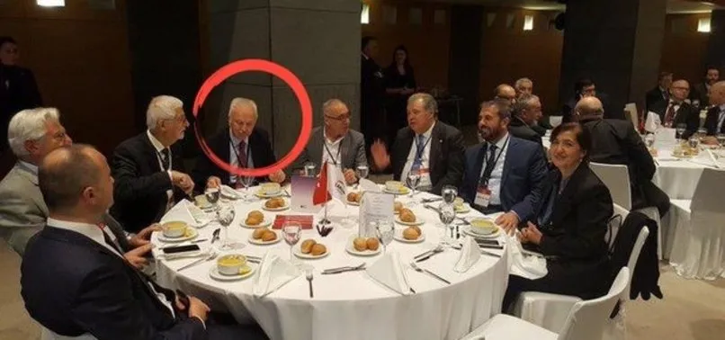 Davutoğlu ittifakını kurdu! 28 Şubat’ın yasakçı rektörü ve Sözcü yazarı…