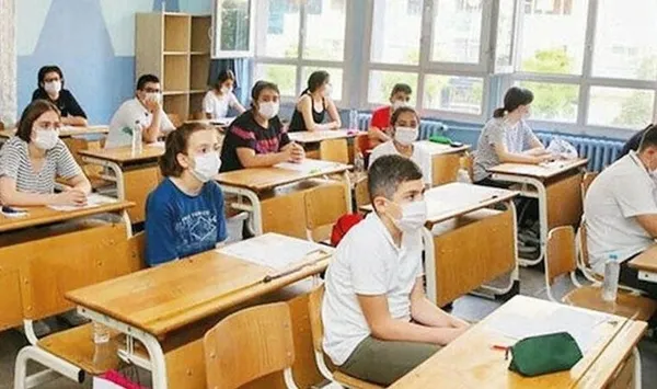 milli-egitim-bakani-ziya-selcuktan-gundeme-iliskin-son-dakika-aciklamalari-ogrenciler-asilanacak-mi-1623435525087.jpg Milli Eğitim Bakanı Ziya Selçuk'tan gündeme ilişkin son dakika açıklamaları! Öğrenciler aşılanacak mı? - 8