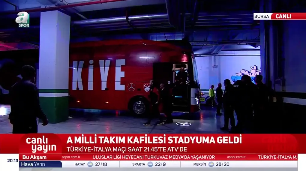 Milliler İtalya maçı için stadyuma vardı!