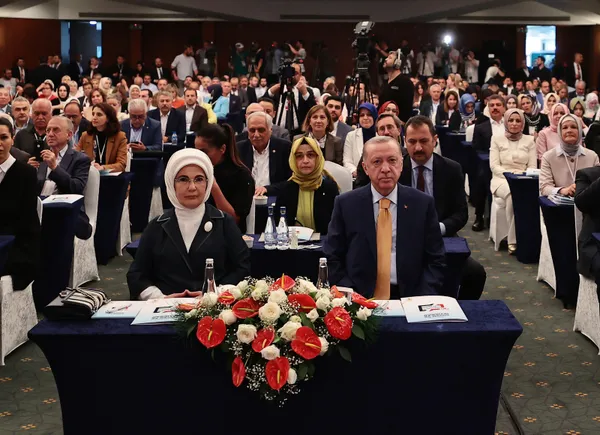 Son dakika: AK Parti Kızılcahamam’da kampa girdi! Programın açılış konuşması Başkan Erdoğan’dan! İşte parola: Rahat ol Türkiye emin ellerdesin