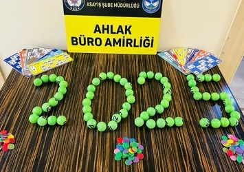 Polis "mutlu yıllar" deyip baskın yaptı! Kimse ne yaptığını anlamadı