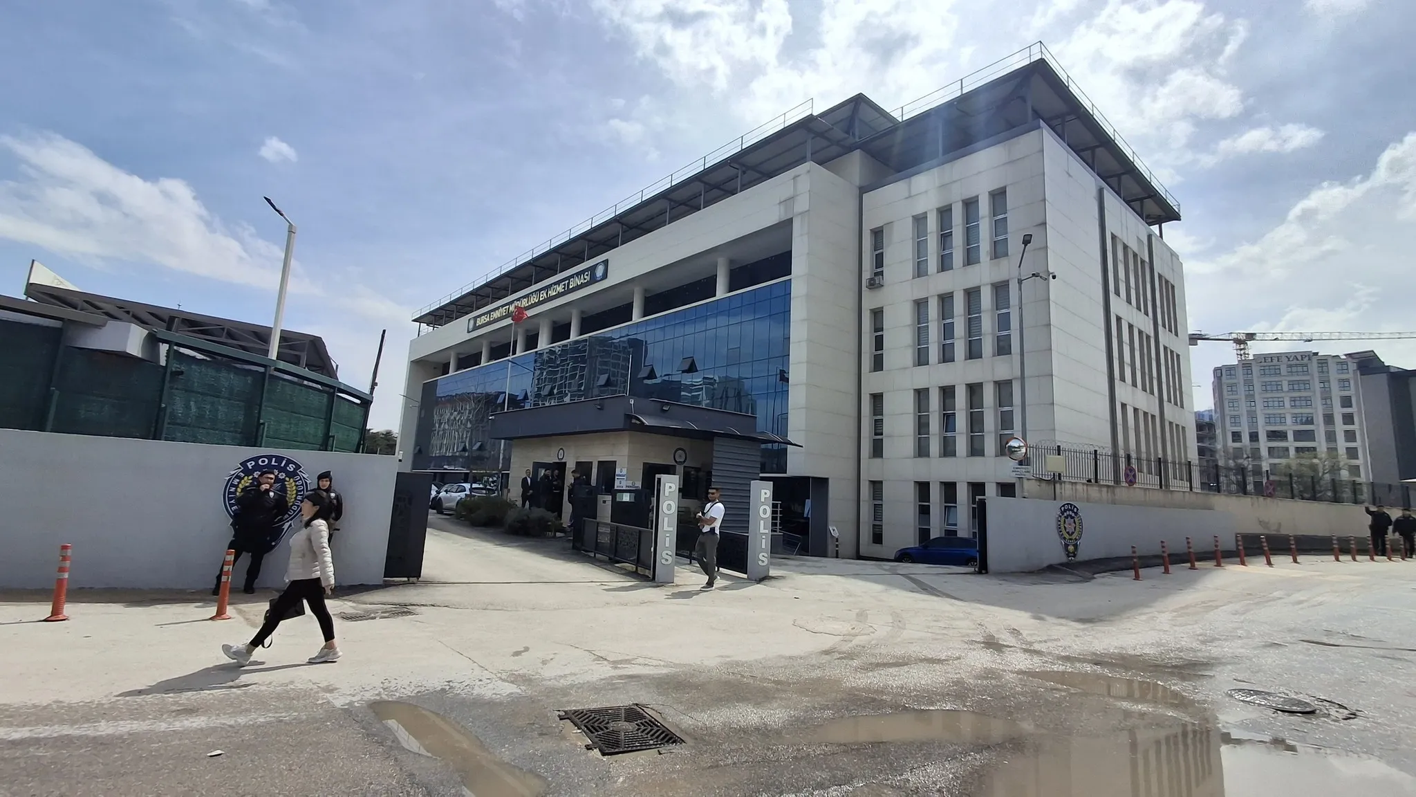 Bursa yolsuzluğunda itirafçı iş insanından çarpıcı mektup: Özgür Özel bu işlerin başında