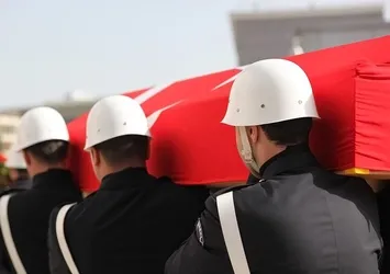 Siirt'te askeri zırhlı araç devrildi: 1 şehit