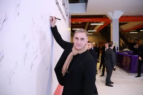 Spor camiası Omuz Omuza ekranlarda buluştu! Depremin yaralarını sarmak için dev bağış gecesinde 845,7 milyon TL toplandı