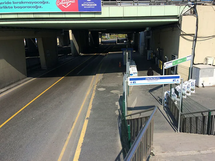 Metrobüs seferleri durdu! Karardan haberi olmayanlar mağdur oldu