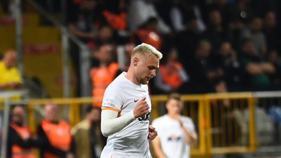 Galatasaray'da kriz patlak verdi! Takıma küstü