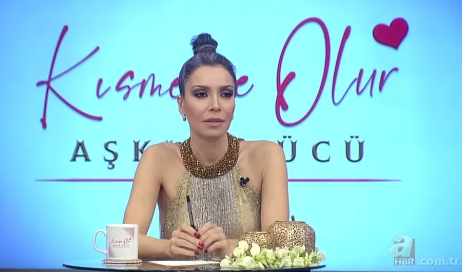 Kısmetse Olur sunucusu Öykü Serter gidiyor mu, yerine kim gelecek? Öykü Serter Kısmetse Olur'dan ayrıldı mı? 11