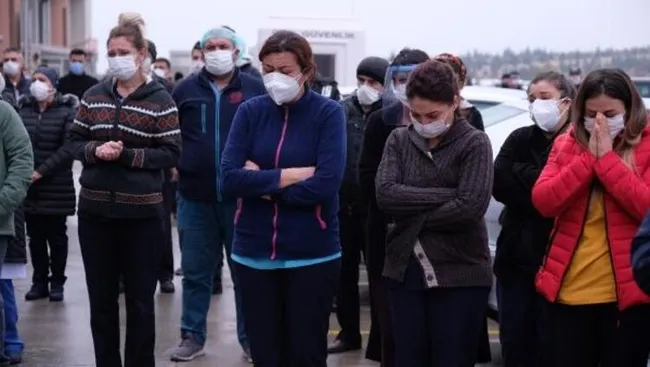 Konya'da koronavirüsten ölen hemşirenin mesai arkadaşları böyle seslendi: Yalvarıyoruz size, bize destek olun - 6