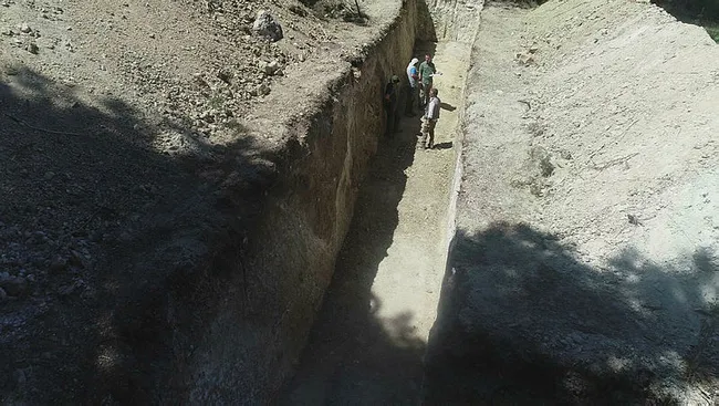 Deprem uzmanları, İzmir'i etkileyen fayı inceledi - 6